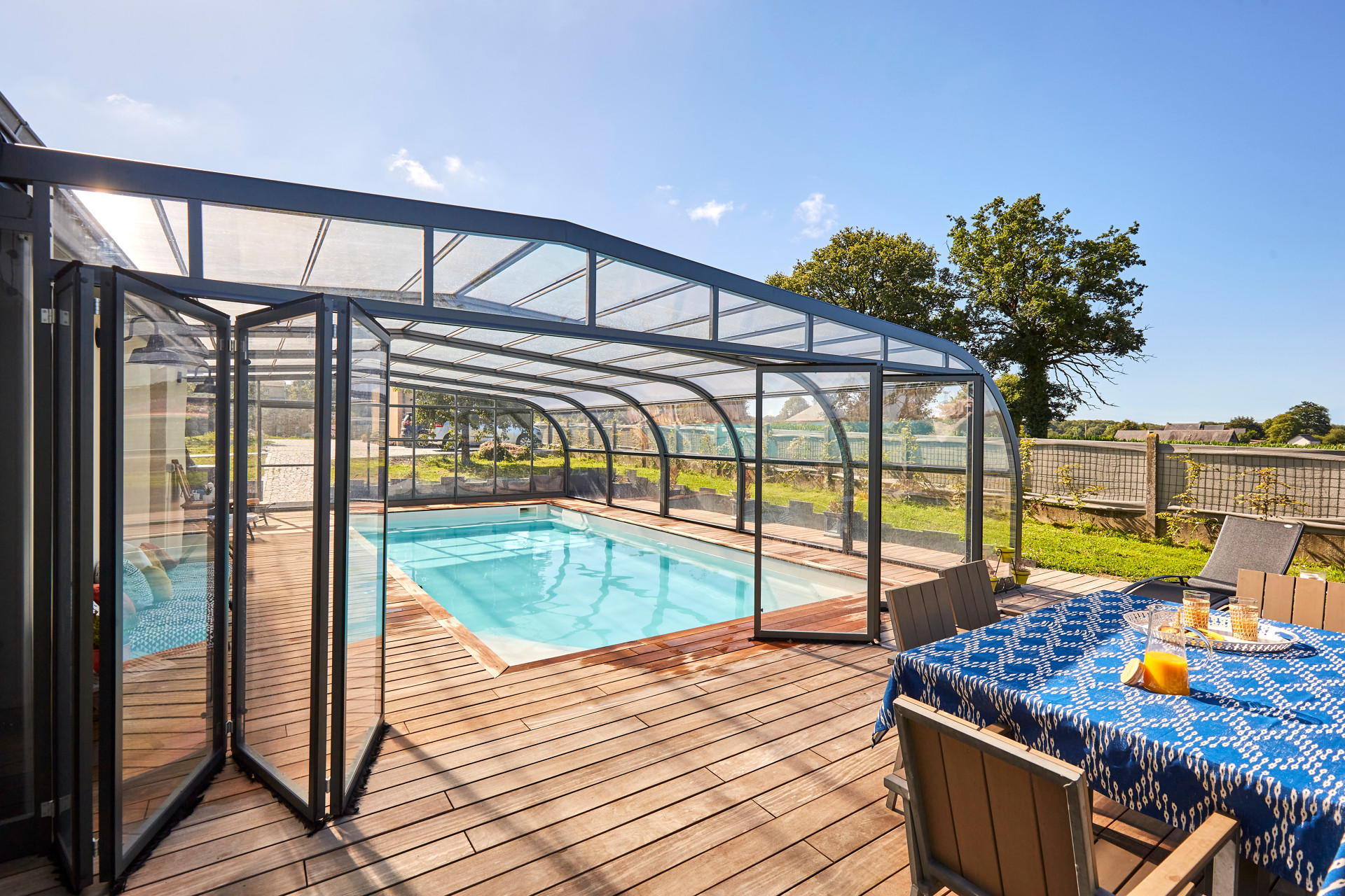 Abri de piscine : quels matériaux choisir ?