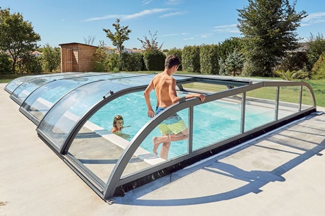 Abri de piscine bas