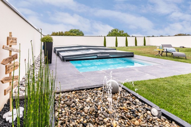 abri piscine semi plat