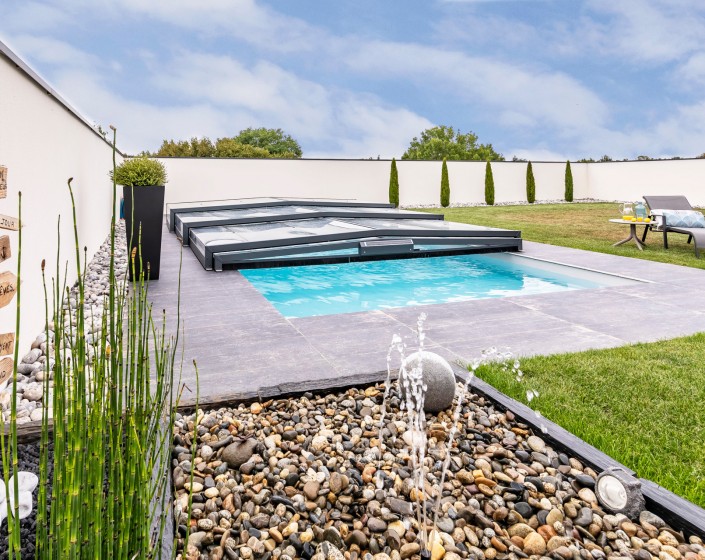 Abri de piscine Triptik Semi-Plat