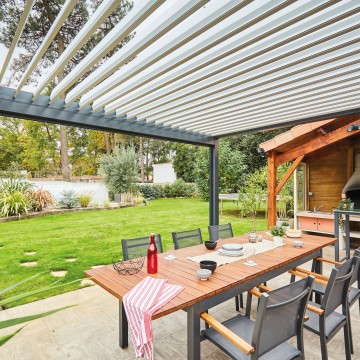 Pergola Bioclimatik à lames orientables