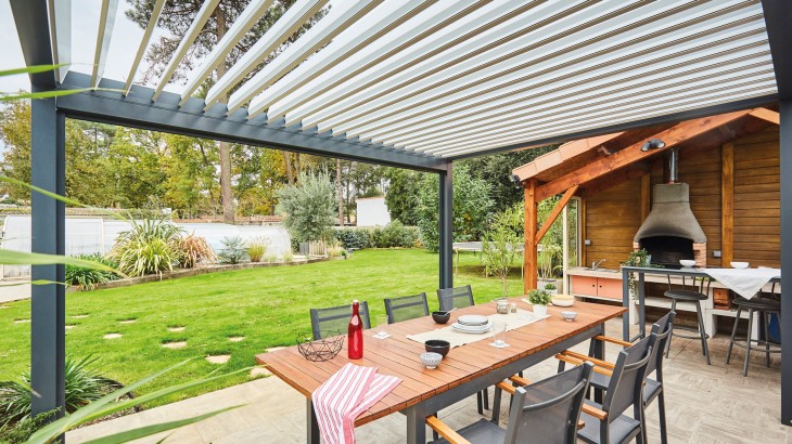 Pergola Bioclimatik à lames orientables