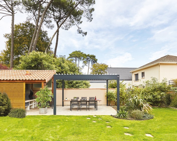 Pergola Bioclimatik à lames orientables