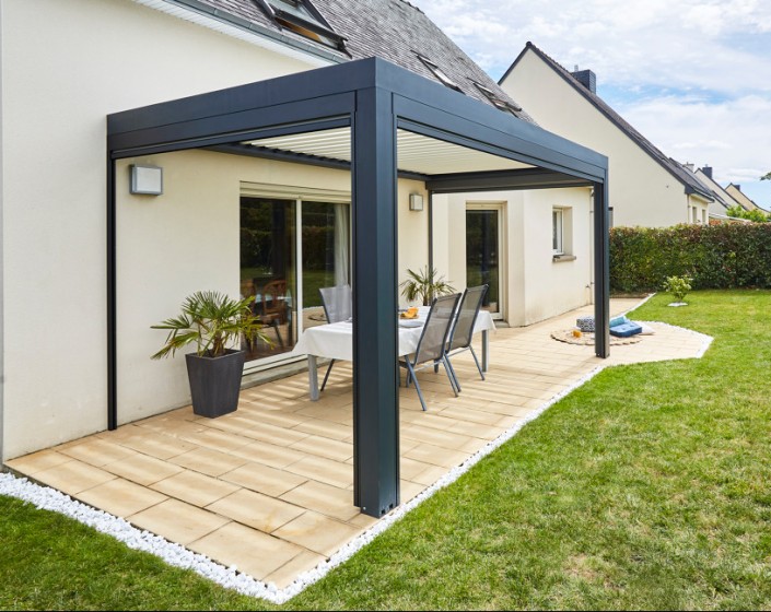Pergola Bioclimatik à lames orientables