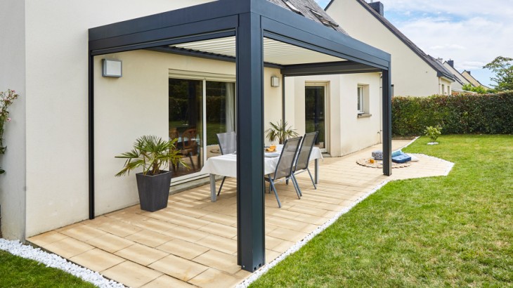 Pergola Bioclimatik à lames orientables