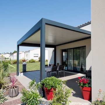 Pergola Bioclimatik à lames orientables