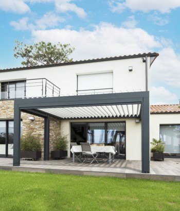 Pergola Bioclimatik à lames orientables