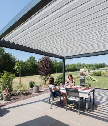 Pergola Bioclimatik à lames orientables