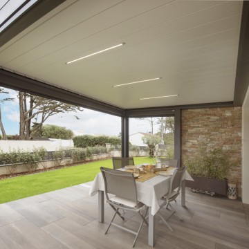 Pergola Bioclimatik à lames orientables