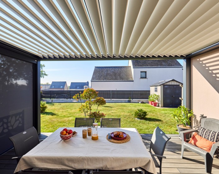 Pergola Bioclimatik à lames orientables