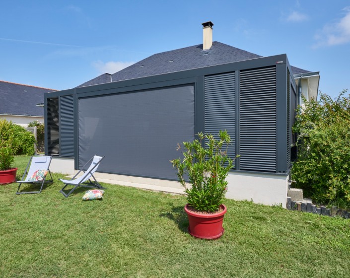Pergola Bioclimatik à lames orientables