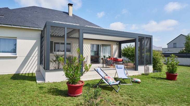 Pergola Bioclimatik à lames orientables