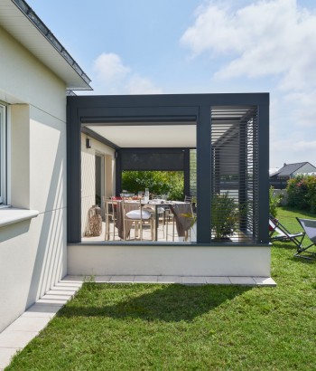 Pergola Bioclimatik à lames orientables