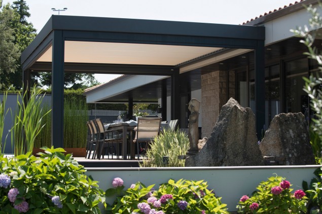 pergola bioclimatique auvinet