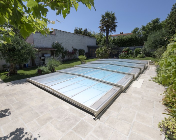 Abri de piscine Triptik Semi-Plat