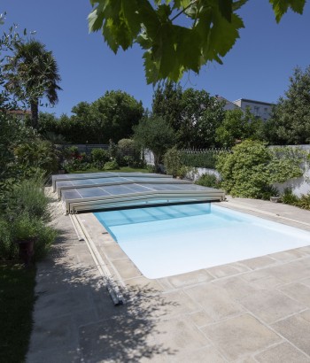 Abri de piscine Triptik Semi-Plat