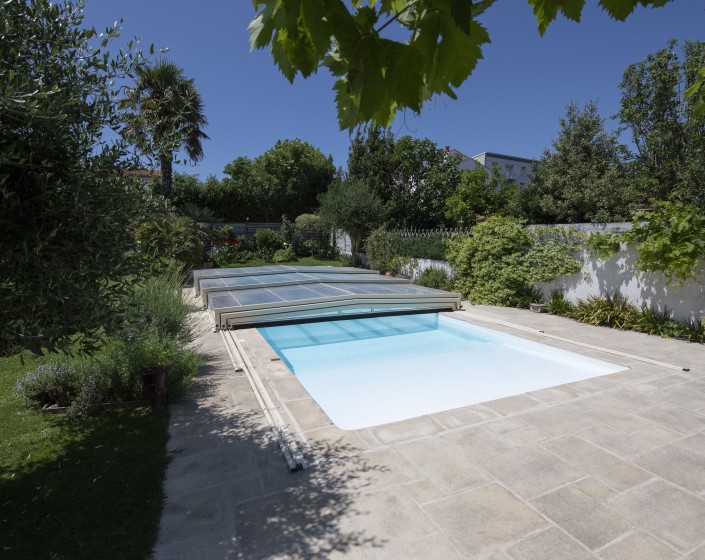 Abri de piscine Triptik Semi-Plat