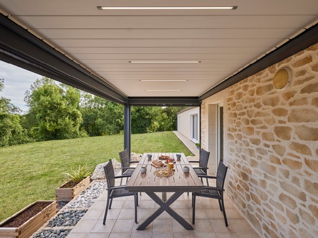 pergola bioclimatique en alu
