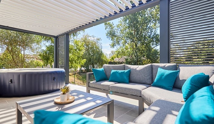 Pergola Spa Bioclimatik à lames orientables