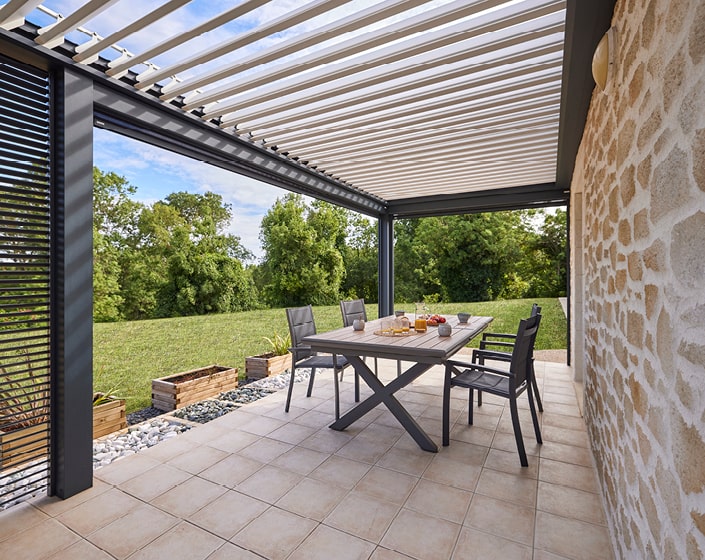 Pergola Bioclimatik à lames orientables