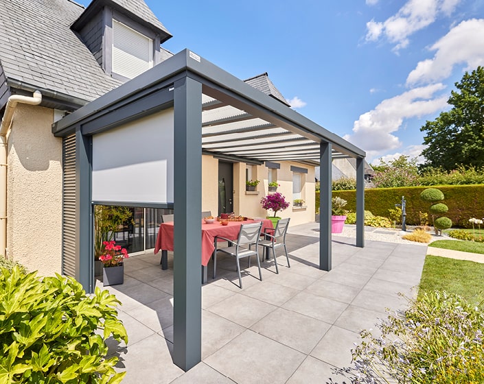 Pergola Luminov avec toiture en verre