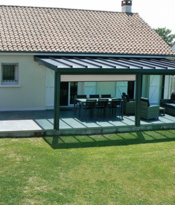 Pergola Luminov avec toiture en verre
