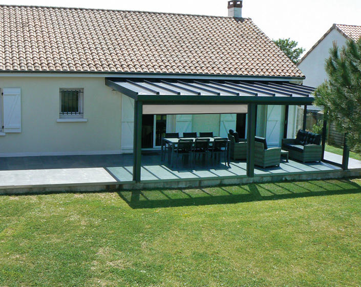 Pergola Luminov avec toiture en verre