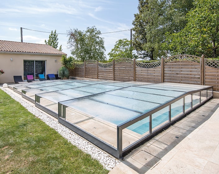 Abri de piscine Triptik Semi-Plat