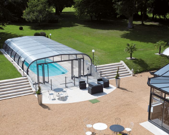 Abri de piscine Elliptik Haut à panneaux relevables