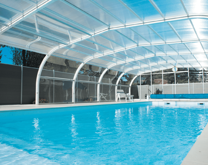 Abri de piscine Elliptik Haut à panneaux relevables