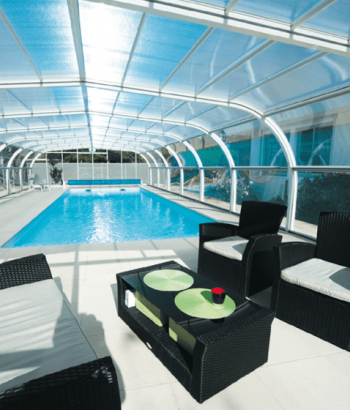 Abri de piscine Elliptik Haut à panneaux relevables