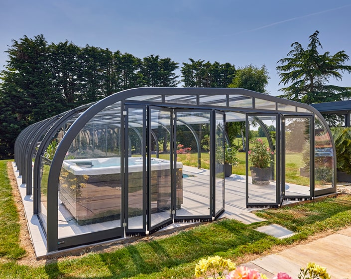 Abri de piscine Elliptik Haut à panneaux relevables
