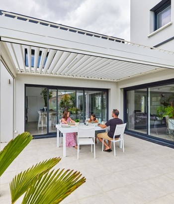 Pergola Bioclimatik à lames orientables