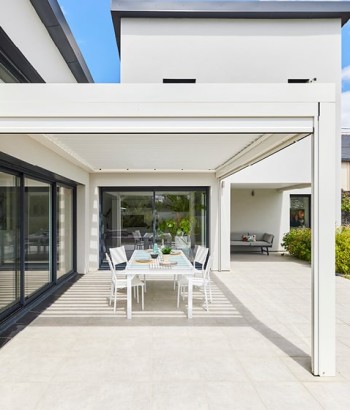 Pergola Bioclimatik à lames orientables