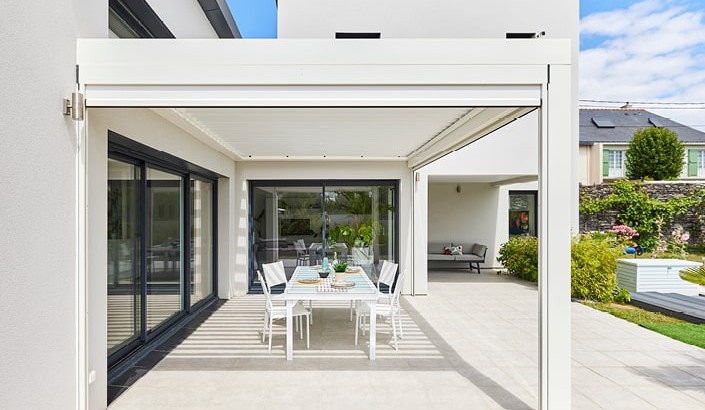 Pergola Bioclimatik à lames orientables