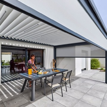 Pergola Bioclimatik à lames orientables
