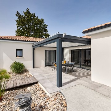 Pergola Bioclimatik à lames orientables