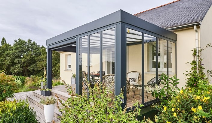 Pergola Luminov avec toiture en verre