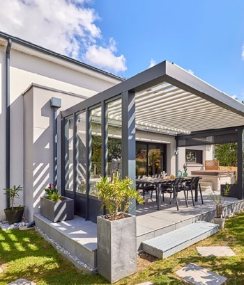 Pergola Bioclimatik à lames orientables
