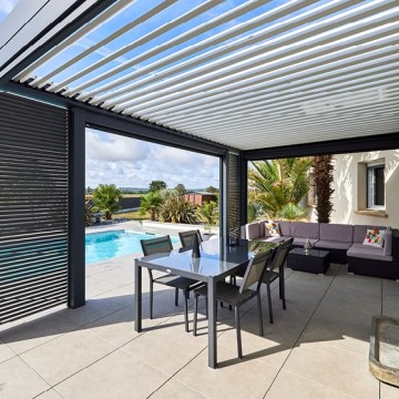 Pergola Bioclimatik à lames orientables