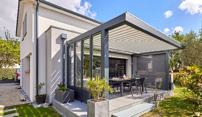 Pergola Bioclimatik à lames orientables