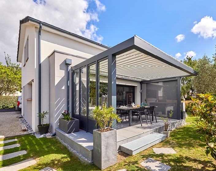 Pergola Bioclimatik à lames orientables