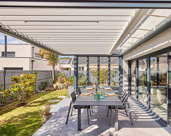 Pergola Bioclimatik à lames orientables