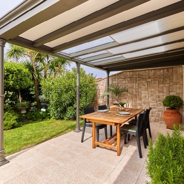 Pergola Luminov avec toiture en verre