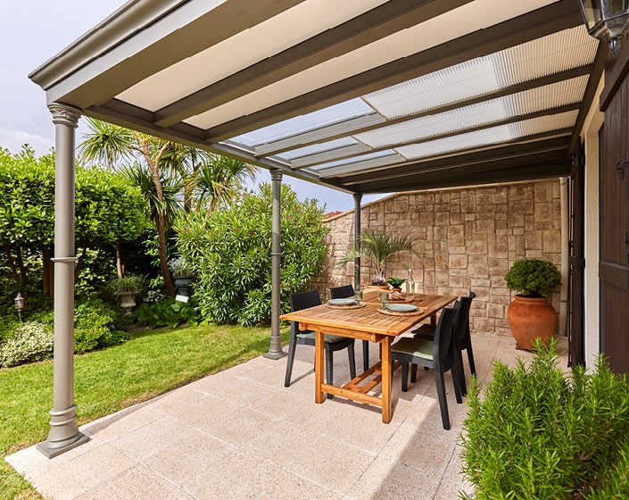 Pergola Luminov avec toiture en verre