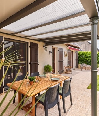 Pergola Luminov avec toiture en verre