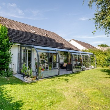 Abri de terrasse Panoramik à panneaux relevables