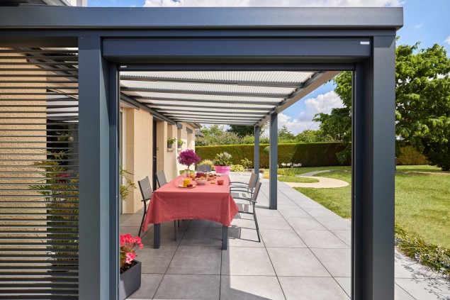 pergola vitrée LUMINOV