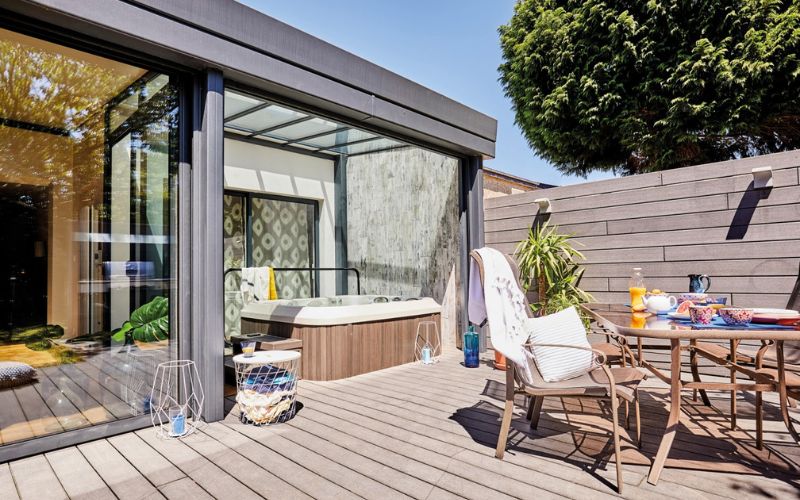 Une pergola dans le prolongement d’une véranda : le combo parfait