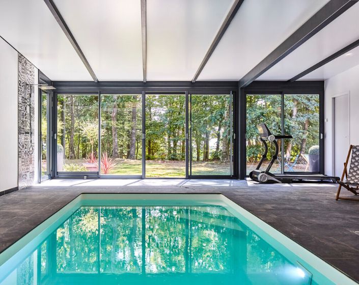 Véranda de Piscine Épure Moderne